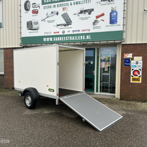 NR 85 UNSINN GESLOTEN AANHANGER (INVALIDEKAR) 750 KG 250X130