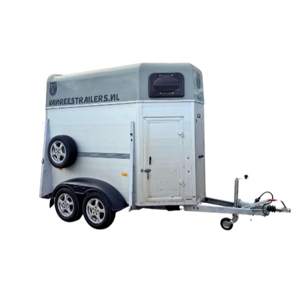 NR 60 HUMBAUR PAARDENTRAILER (1,5 PAARDS) GEREMD 1300 KG 300X135 KENTEKEN WX-FP-86 VOOR B RIJBEWIJS NR 60 HUMBAUR PAARDENTRAILER (1,5 PAARDS) GEREMD 1300 KG 300X135 KENTEKEN WX-FP-86 VOOR B RIJBEWIJS